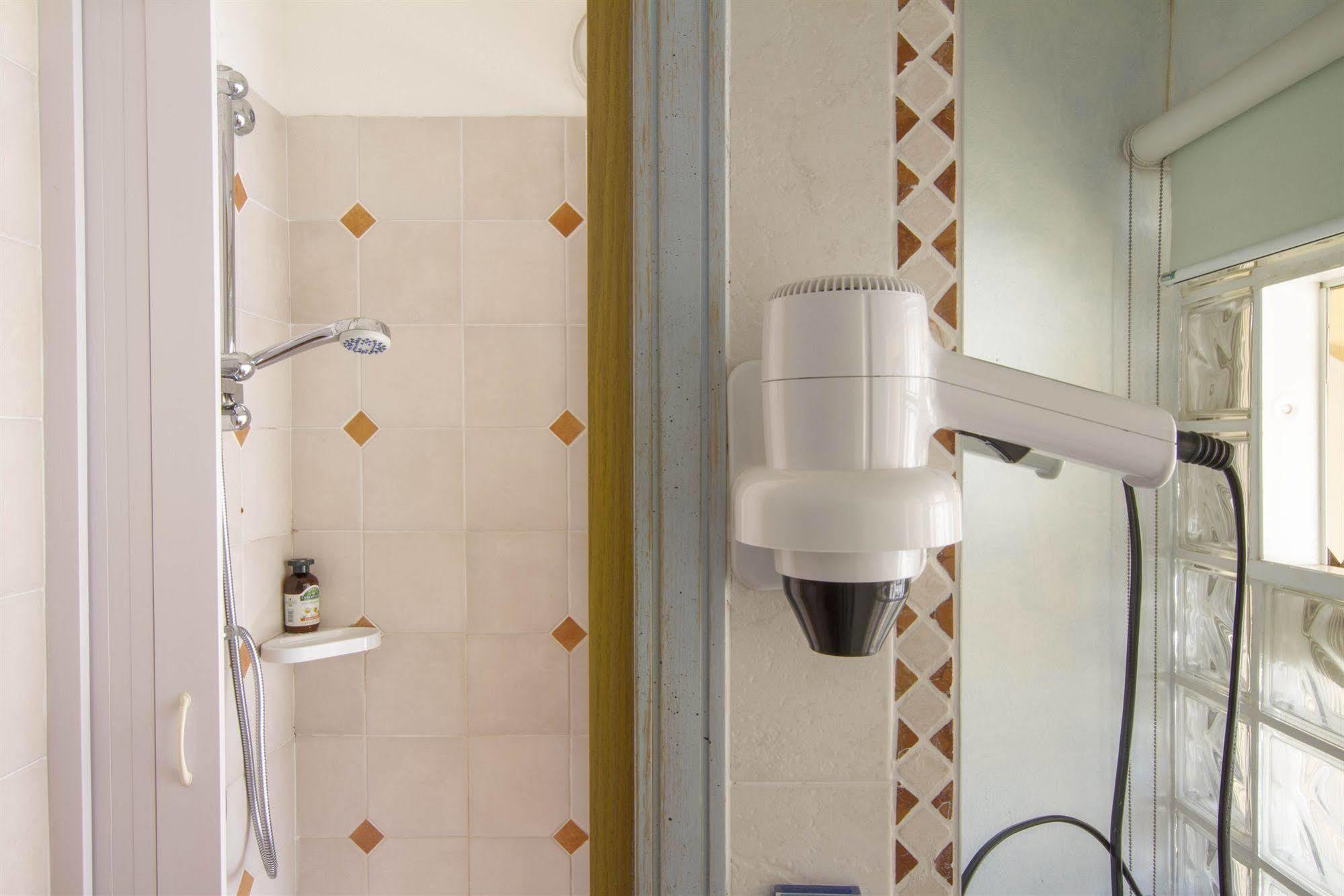 Elisart Guest House Alghero Buitenkant foto